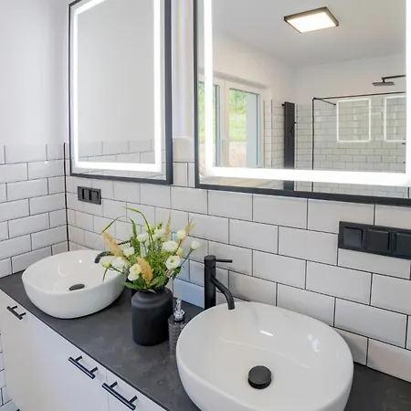 Villa Siedlisko Przy Lesie Alpaka 3 *